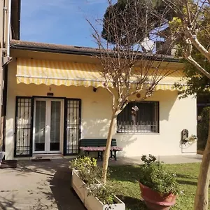 https://villa-maria-marina-di-ravenna.emilia-romagnahotels.net